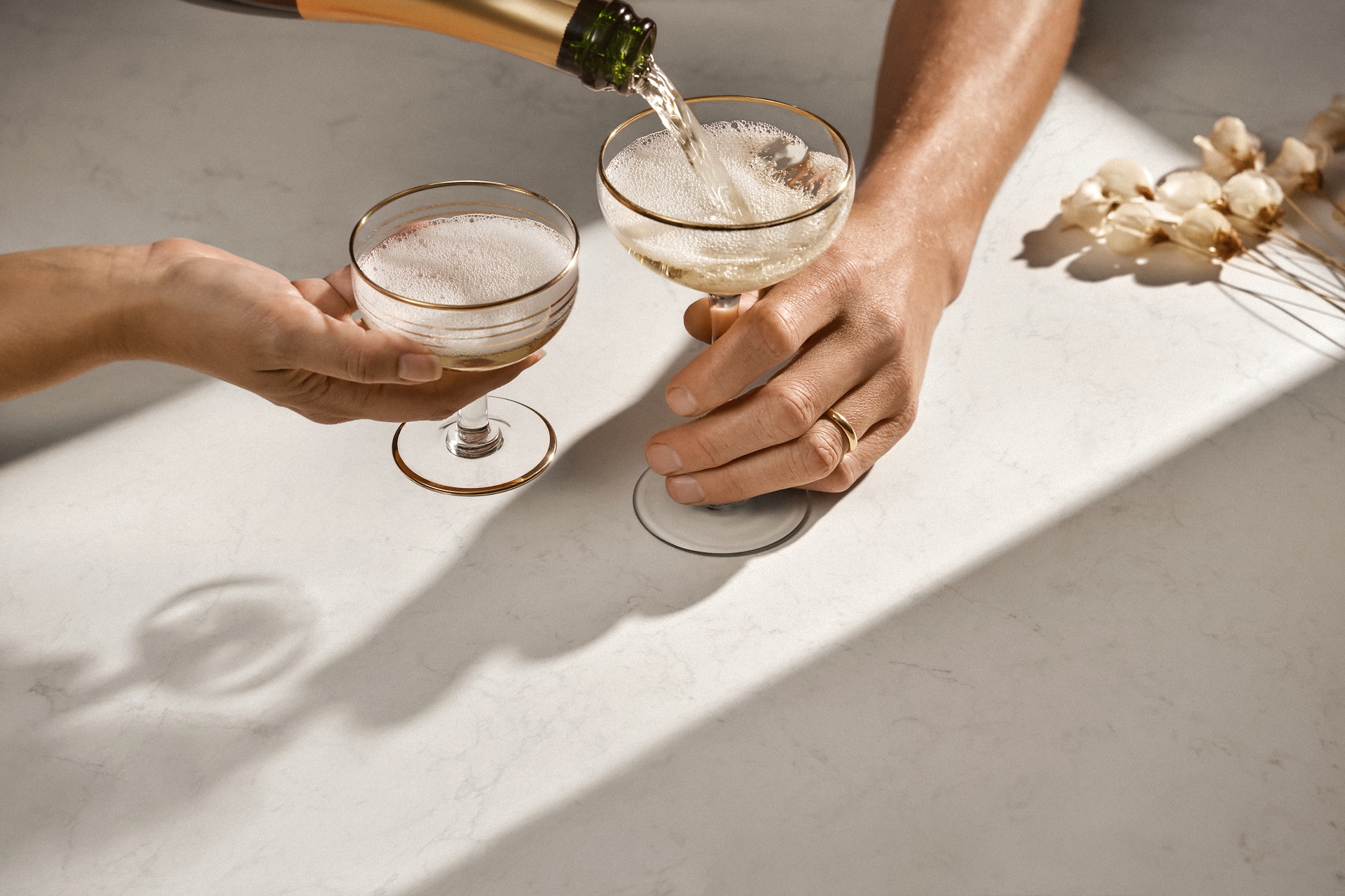 Caesarstone Dreamy Carrara — kvarts töötasapind