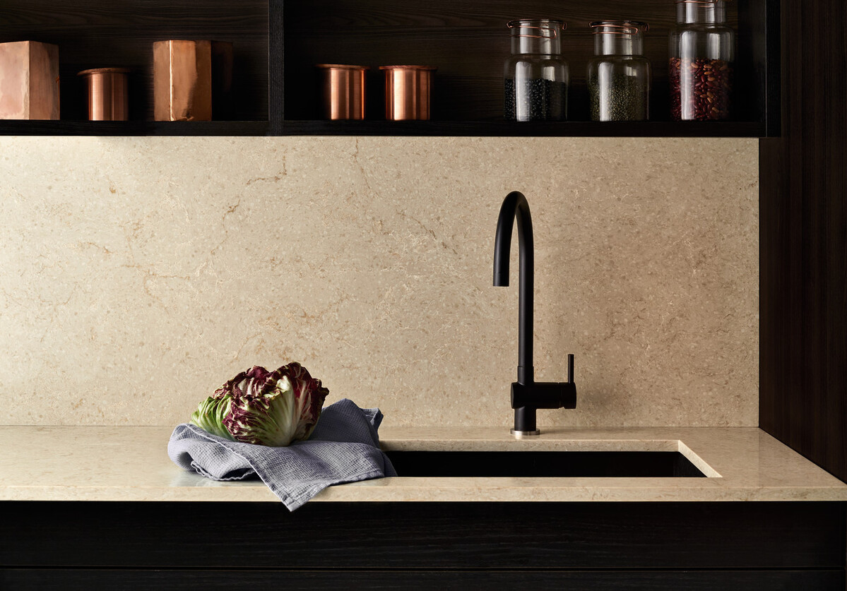 Caesarstone Taj Royale — kvarts töötasapind